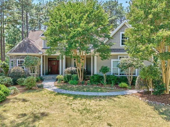 10 Banning Drive, Whispering Pines, NC 28327