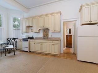 95 Coggeshall Ave APT 1, Newport, RI 02840