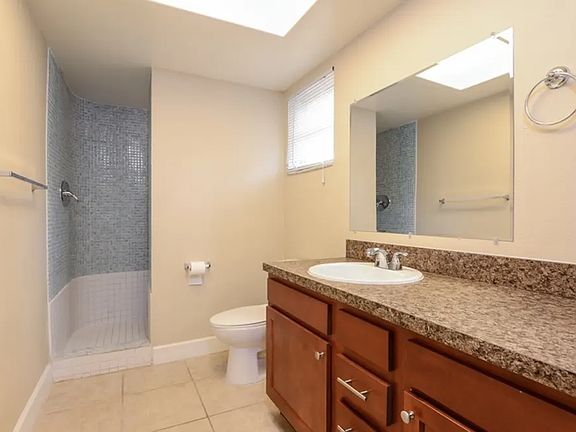 5th image of 1211 Almeria Way S