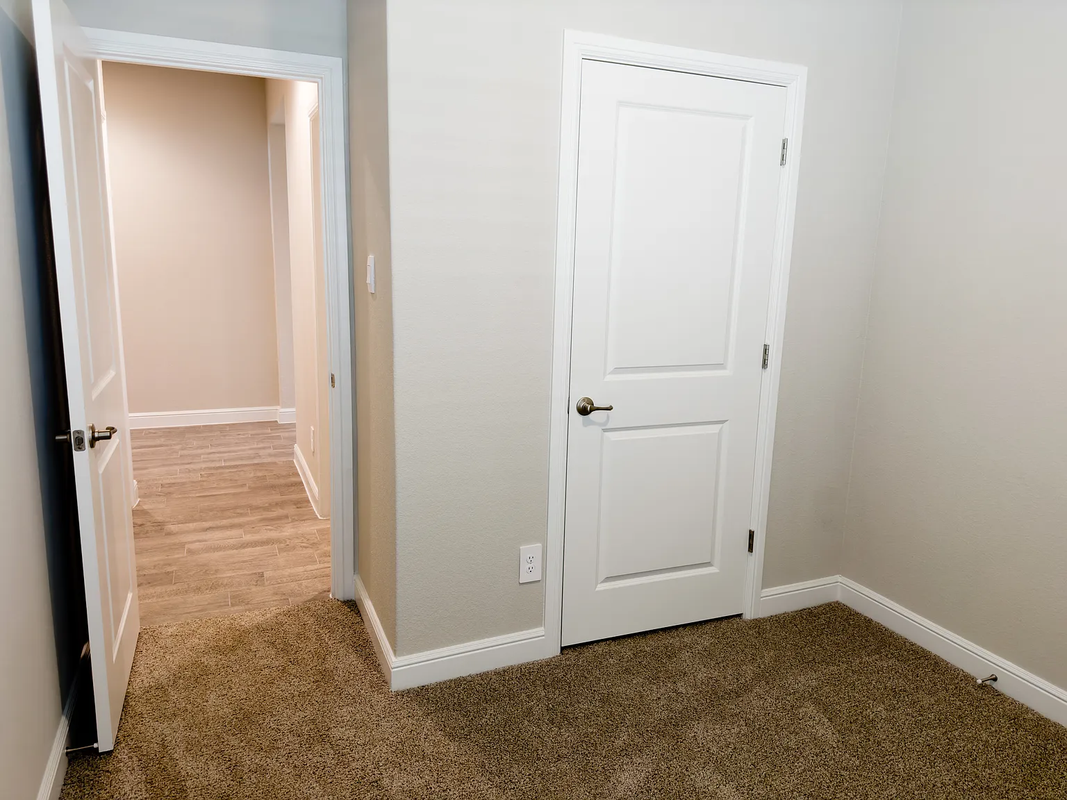 4 bed, 1659 sqft, $2,400 — Photo 4
