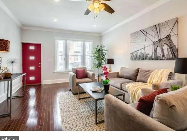 2441 S Philip St — Photo 3