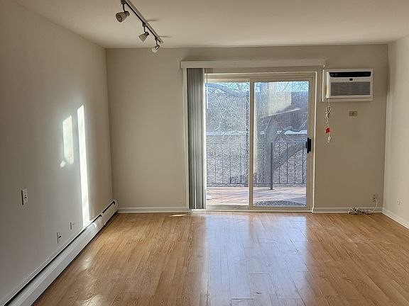 2nd image of 555 Heritage Dr APT 315