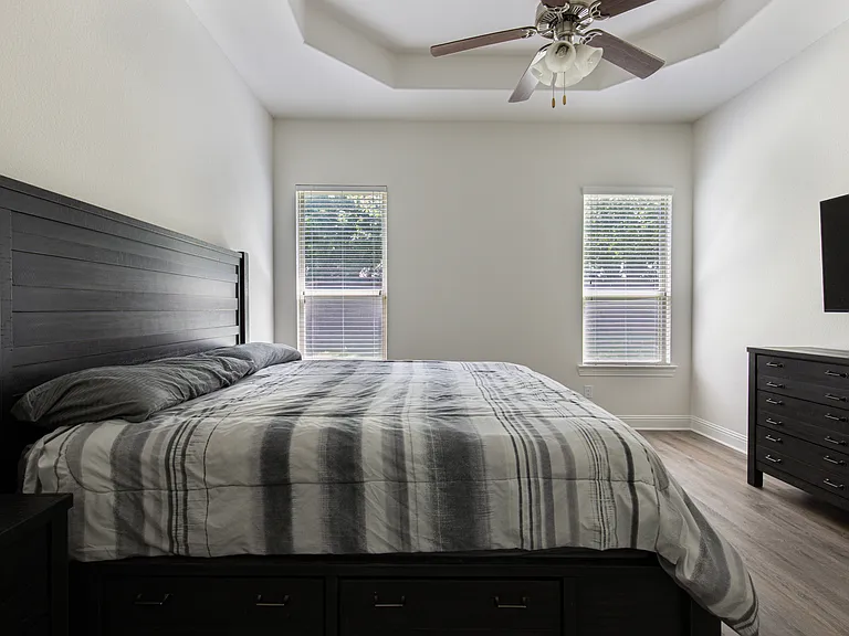 3901 Shadewell St — Photo 17