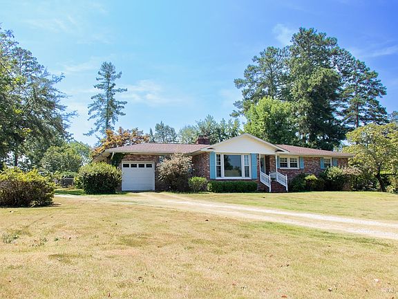 3rd image of 176 Highland Dr