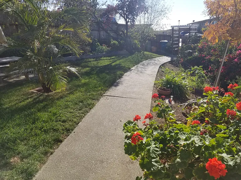 146 Maher Ct — Photo 9