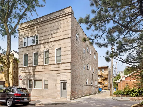702 S Carpenter St #3, Chicago, IL 60607