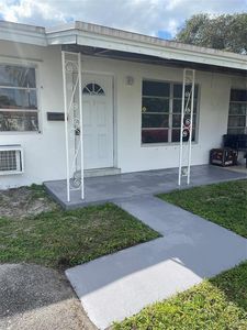 350 NE 58th Street, Oakland Park, FL, 33334