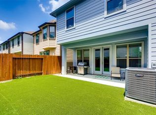 5203 Larkin St, Houston, TX 77007