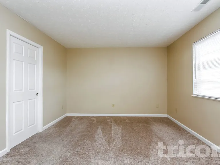 607 Mountain Pine Dr — Photo 10