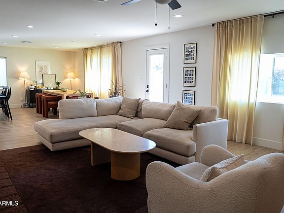 4th image of 8701 E Chaparral Rd