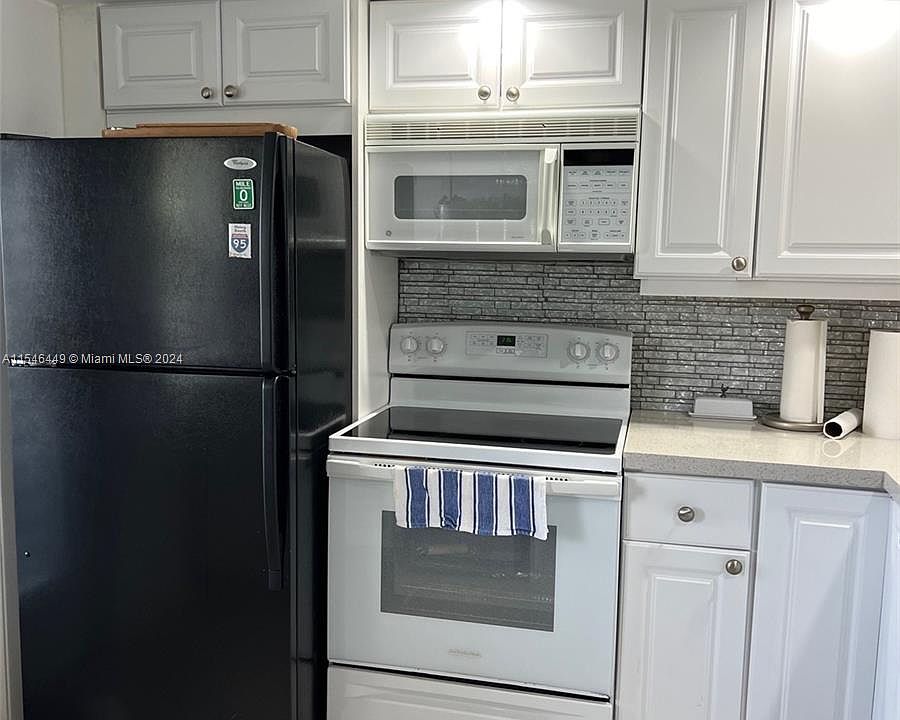 1st image of 4800 Hillcrest Ln APT 402