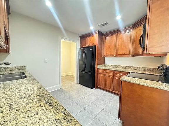 4th image of 1340 Focis St