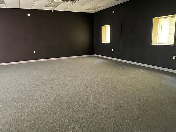 5th image of 603C Market St