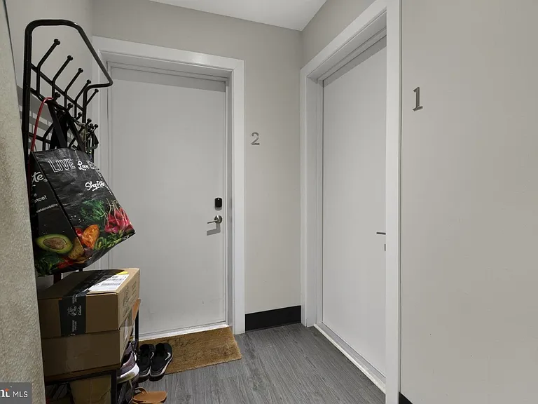1526 Ridge Ave #1 — Photo 25