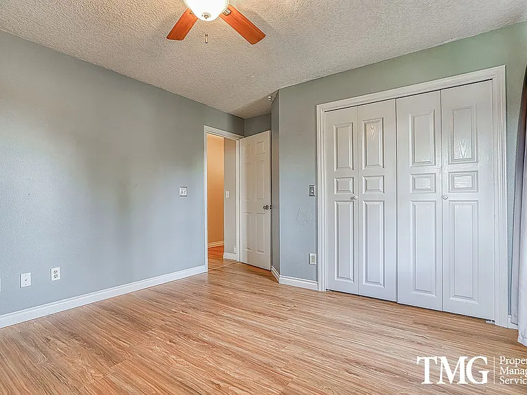 11004 NE Sherwood Dr — Photo 18