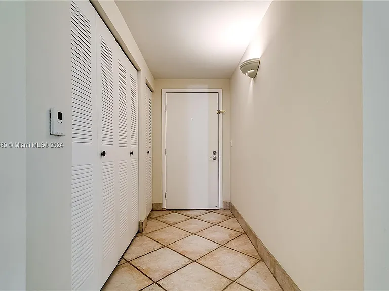19701 E Country Club Dr #5107 — Photo 12