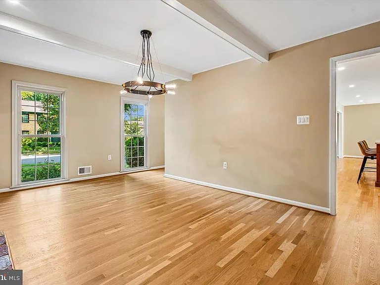 1710 Chesterford Way — Photo 18