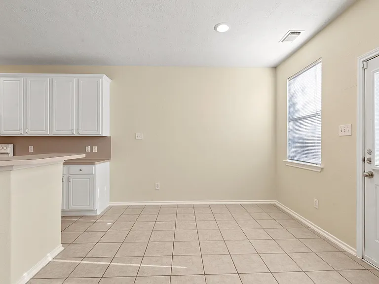 3326 Palston Bend Ln — Photo 8