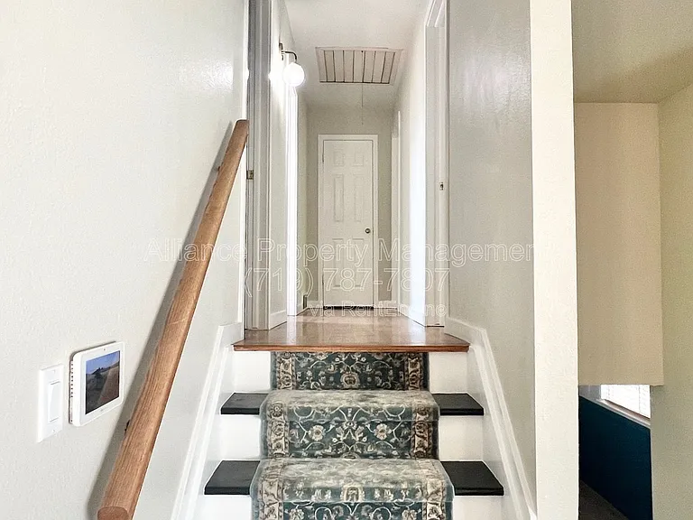 514 Catalina Dr — Photo 11