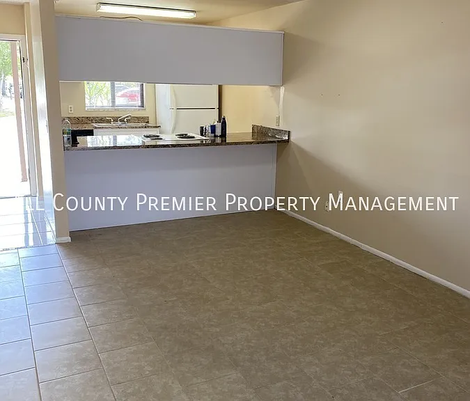 1752 Memphis Ave — Photo 4