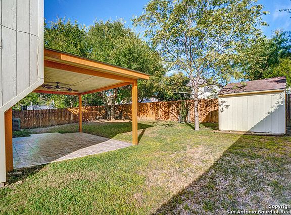 5th image of 7807 Coral Elm Dr