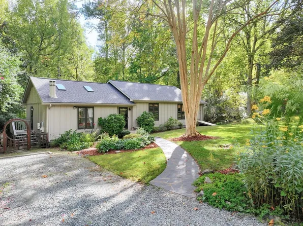 353 Carlton Dr, Chapel Hill, NC 27516