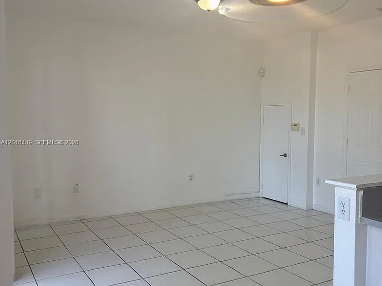8525 SW 165th Pl #8525 — Photo 7