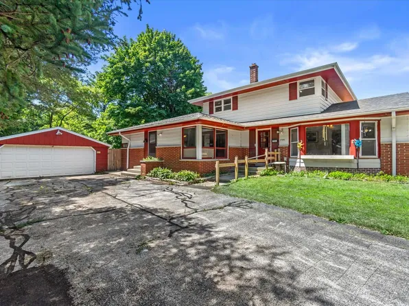 3903 W Kiley AVENUE, Milwaukee, WI 53209