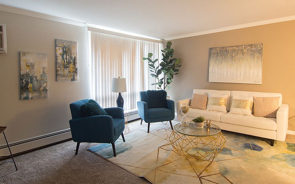 Windsor Lakes Apartment Homes 7499 Woodward Ave Woodridge IL Zillow