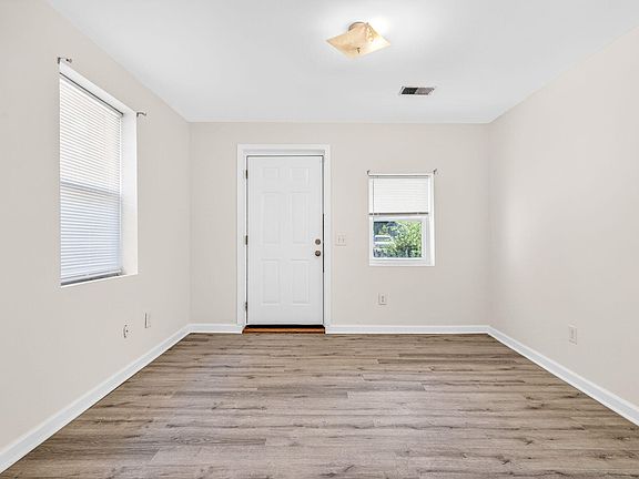 3rd image of 1045 Seaside Ln #A & B