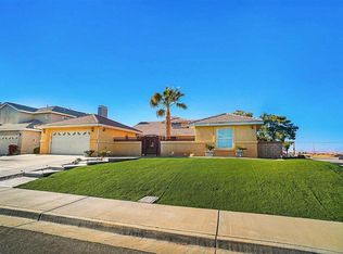5601 W Avenue L1, Lancaster, CA 93536