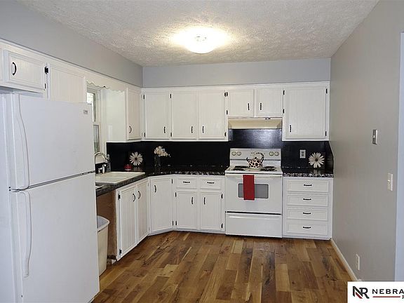 5th image of 2716 N 88th St