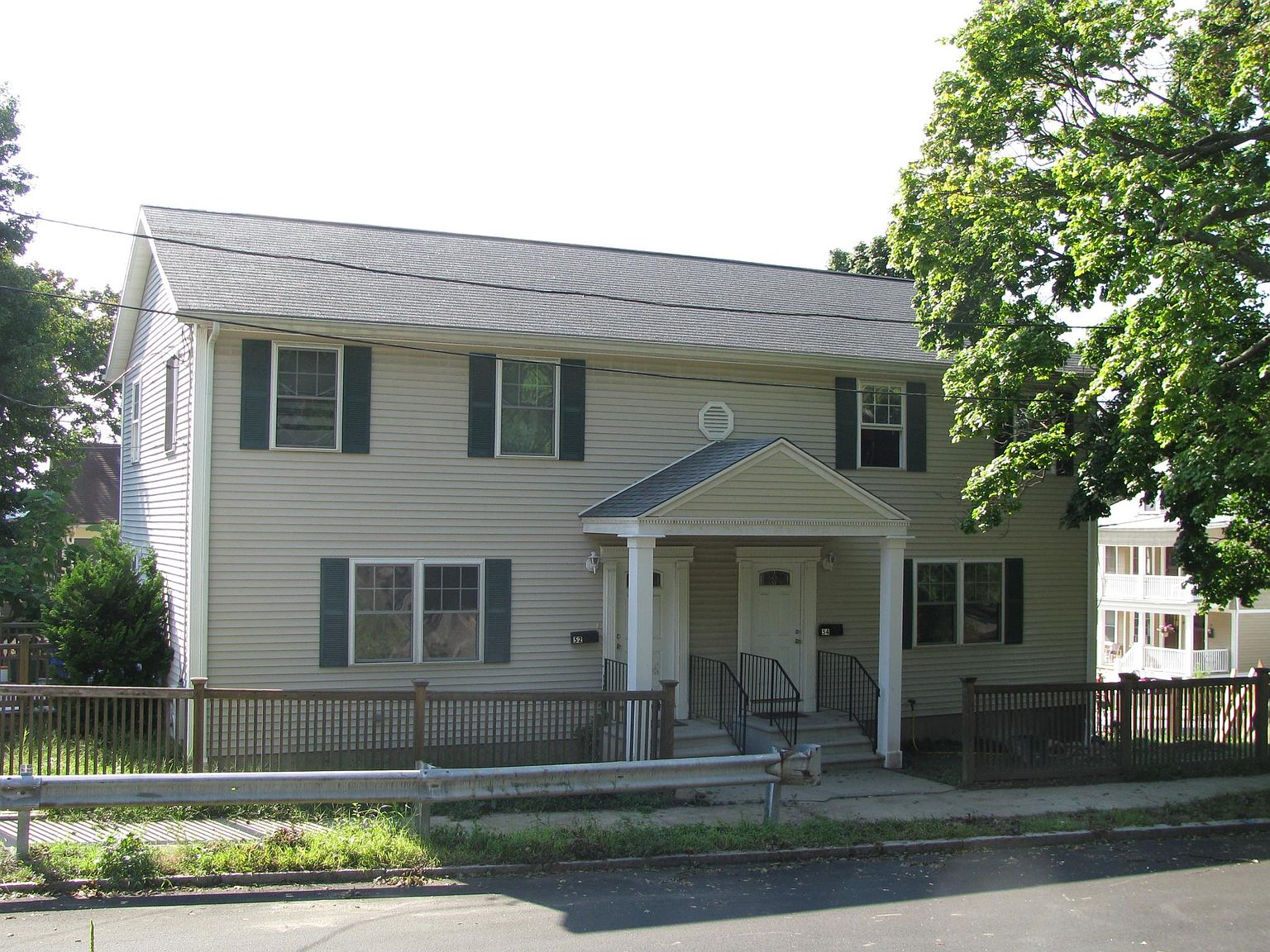 54 Knowles St, Providence, RI 02906 Zillow