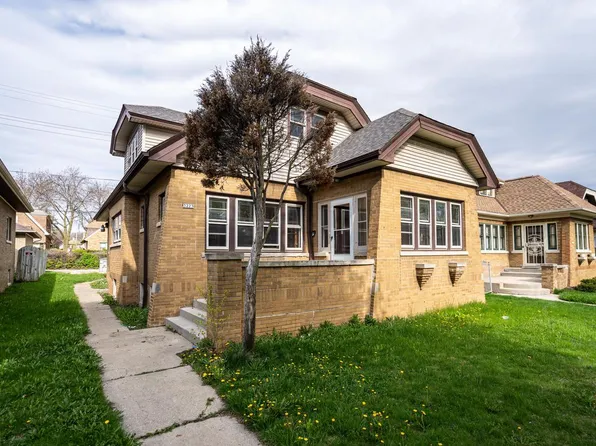 3223 North 45th STREET, Milwaukee, WI 53216