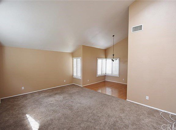 5th image of 39525 Copper Craft Dr