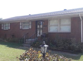 5308 Senator Ln, Louisville, KY 40219