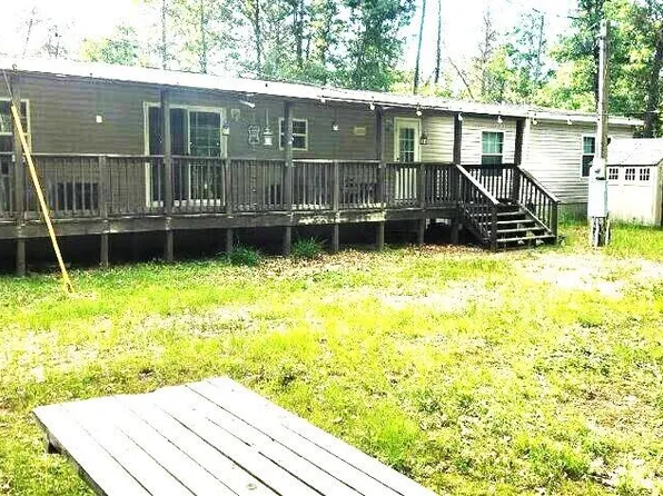 6700 Kemp Rd, Hale, MI 48739