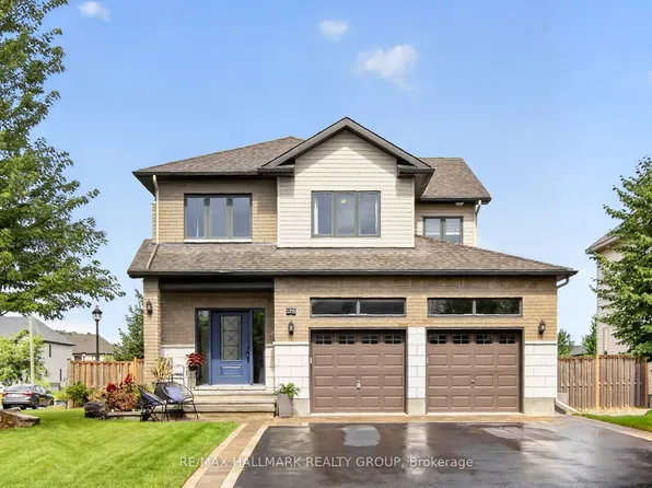 128 Francis St, Carleton Place, ON K7C 0E9
