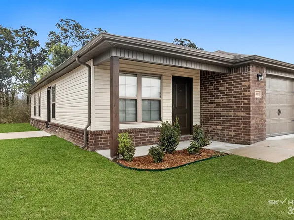 Haden Holly Station - Duplexes & Townhomes in Siloam Springs, AR