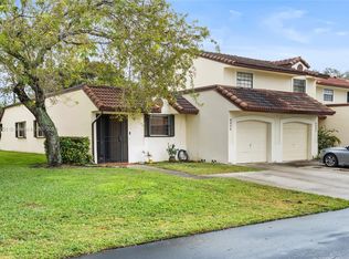 6524 NW 188th Ln #6524, Hialeah, FL 33015