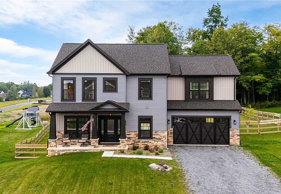 1st image of 2090 Tracey Ln