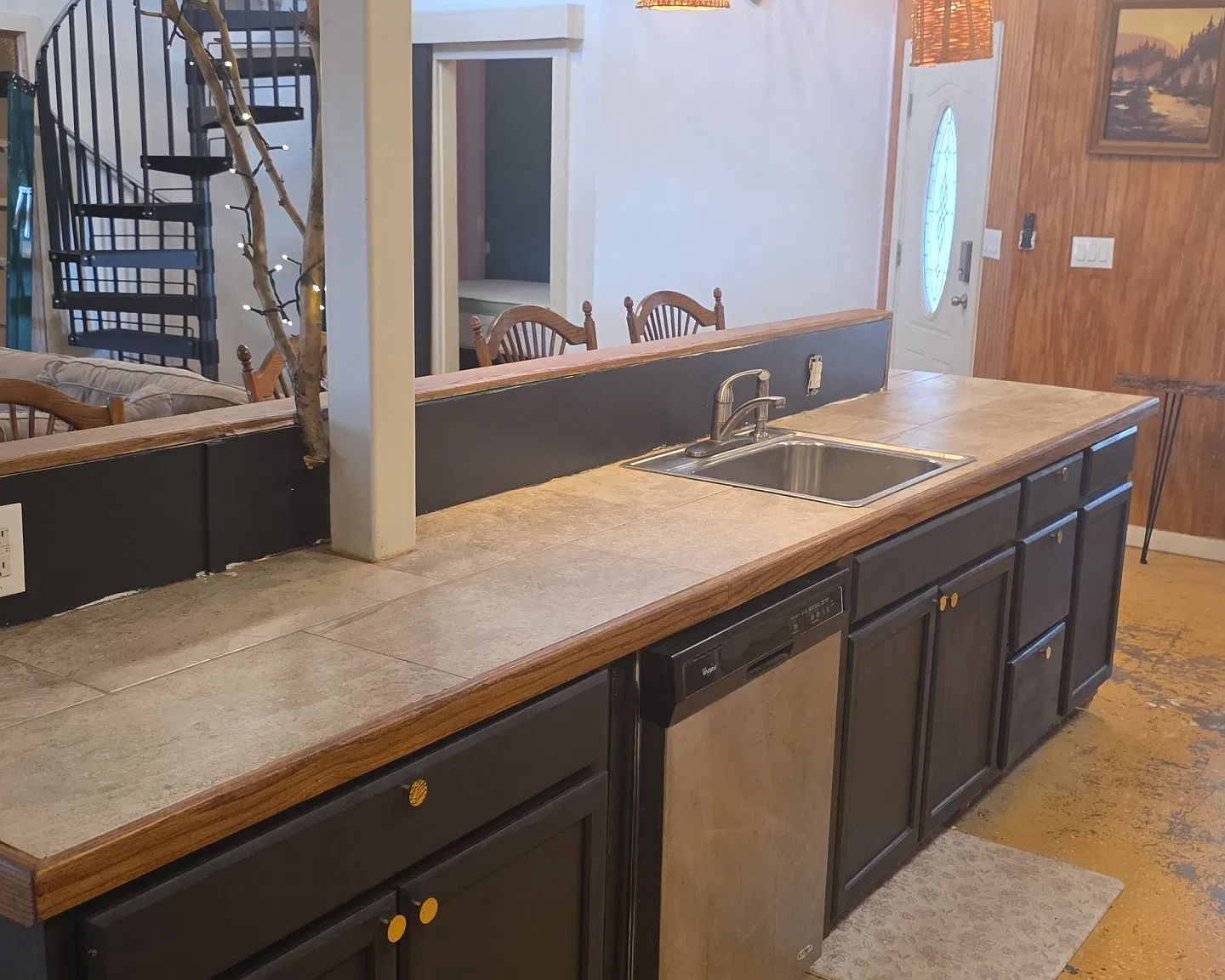 4 bed, 1344 sqft, $2,500 — Photo 4