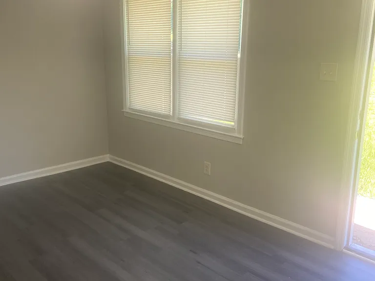 2473 Charlene Ct — Photo 11