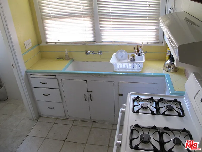 1243 W 25th St #1243 — Photo 5