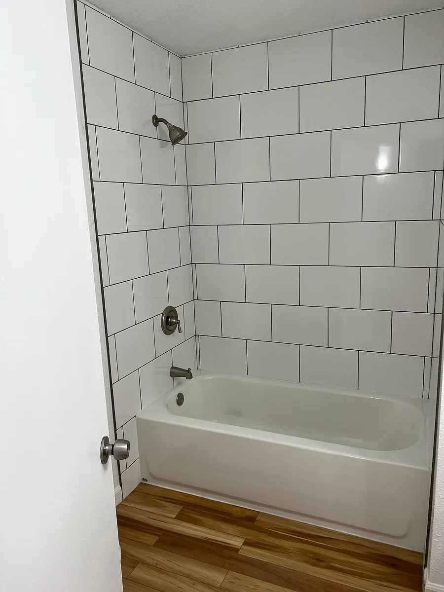 Building Photo - 2729 Balboa Dr