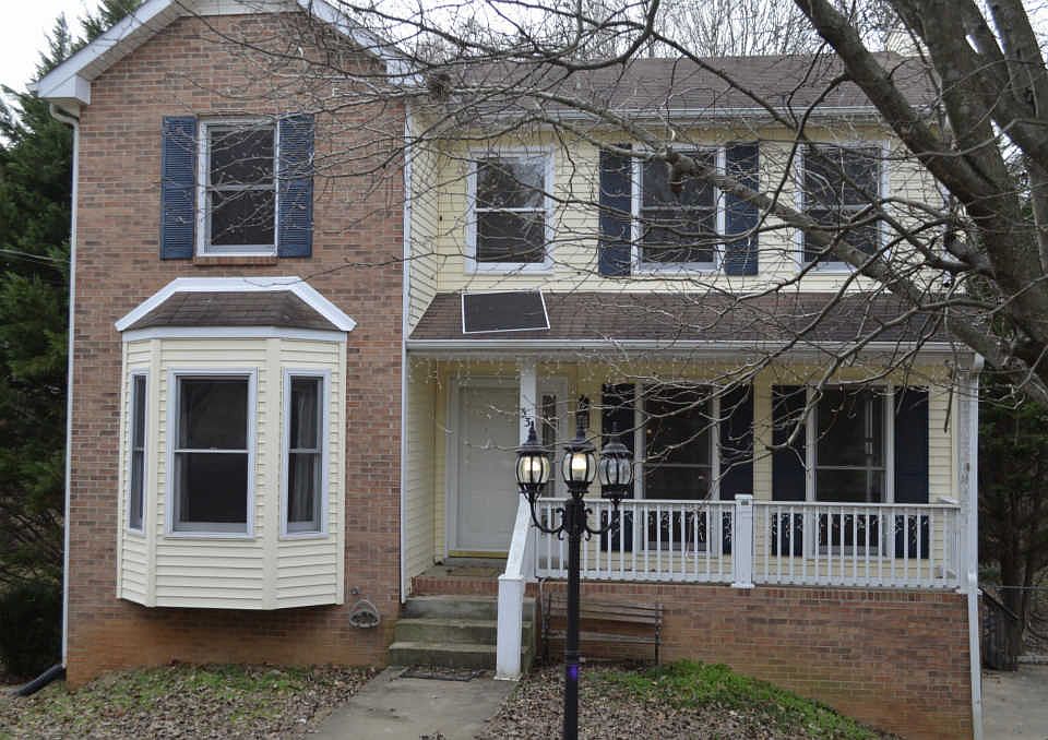 1st image of 334 Andrew Dr