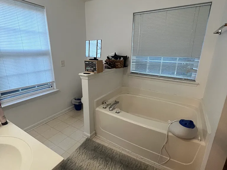1467 Ivey Pointe Dr — Photo 8