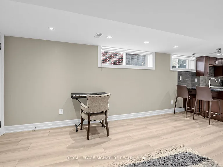 22 Scotswood Rd — Photo 10