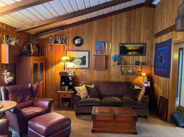 400 Nason Hill Rd N, Marine On Saint Croix, MN 55047