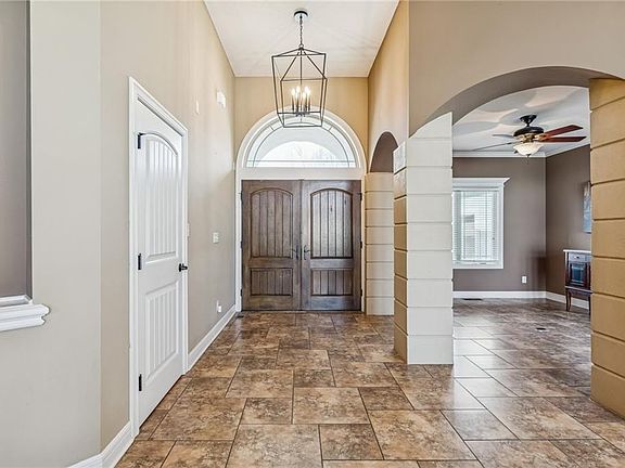 5th image of 4481 SW Raintree Shore Dr